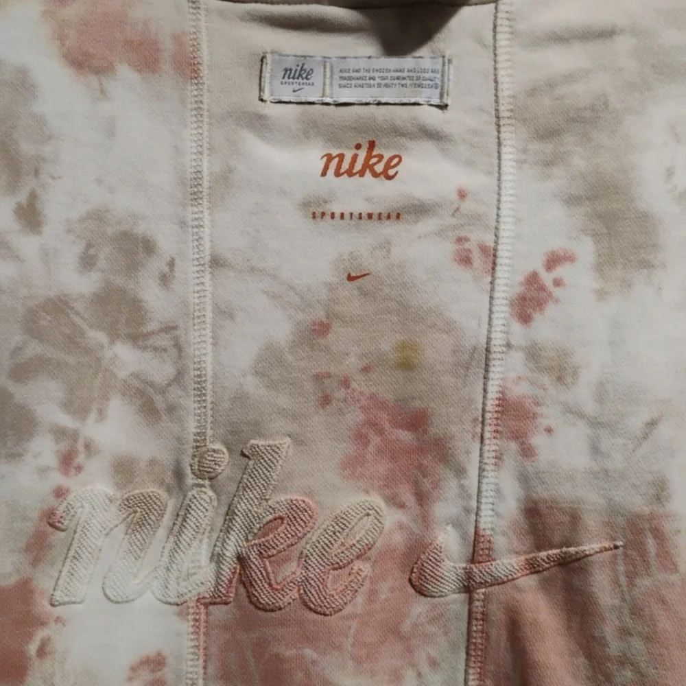(BX35) SALE! Nike Tye Dye Sportswear Oversized Hoodie Sz.L Gently Worn